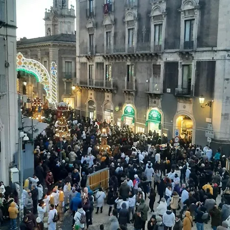 Etnea Palace Oda ve Kahvaltı 3*