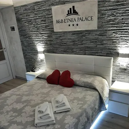 Oda ve Kahvaltı Etnea Palace Katanya