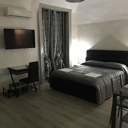 Etnea Palace Oda ve Kahvaltı