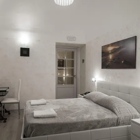 Etnea Palace Alojamento de Acomodação e Pequeno-almoço 4*